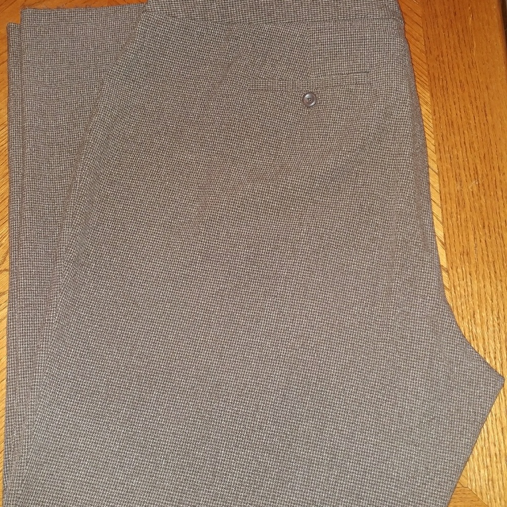 Mini Herringbone design slacks